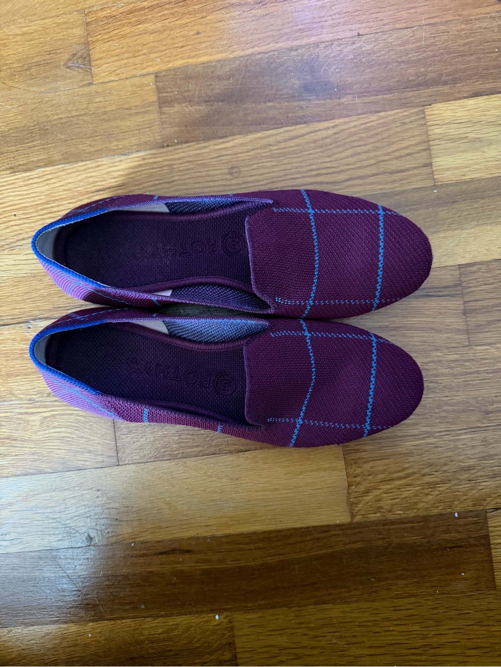 Rothy’s the plaid slip on loafer retired burgundy grid color way - Picture 7 of 8